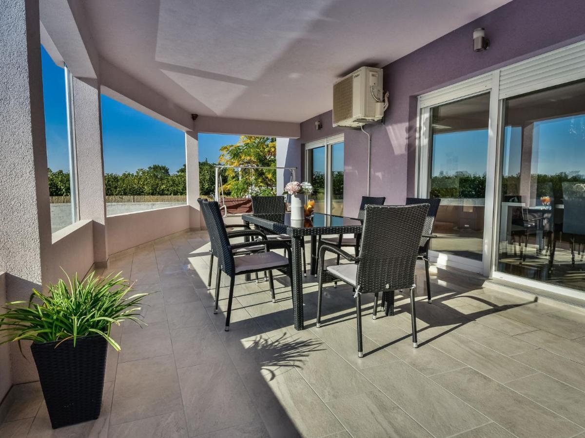 Holiday Home Anic By Interhome Smilcic Bagian luar foto
